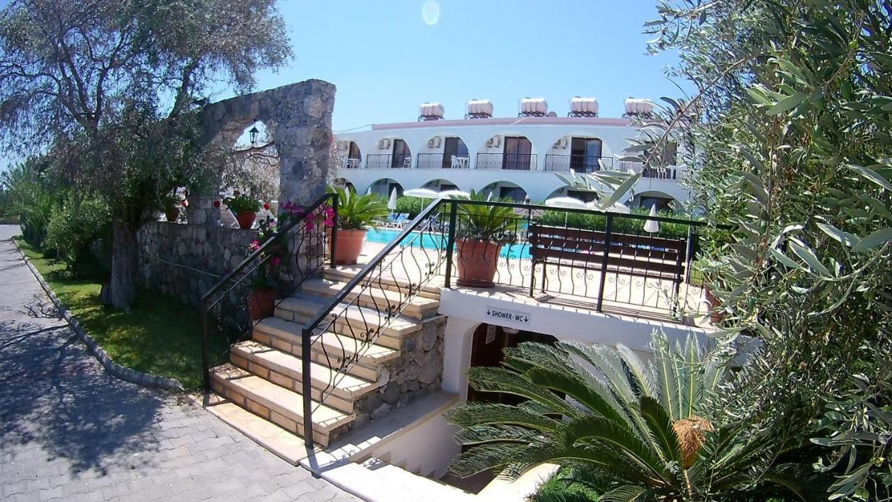 Bare Hill Holiday Apartments Krini Εξωτερικό φωτογραφία