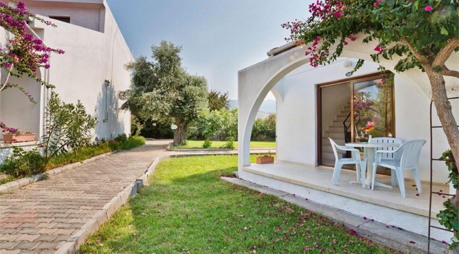 Bare Hill Holiday Apartments Krini Εξωτερικό φωτογραφία